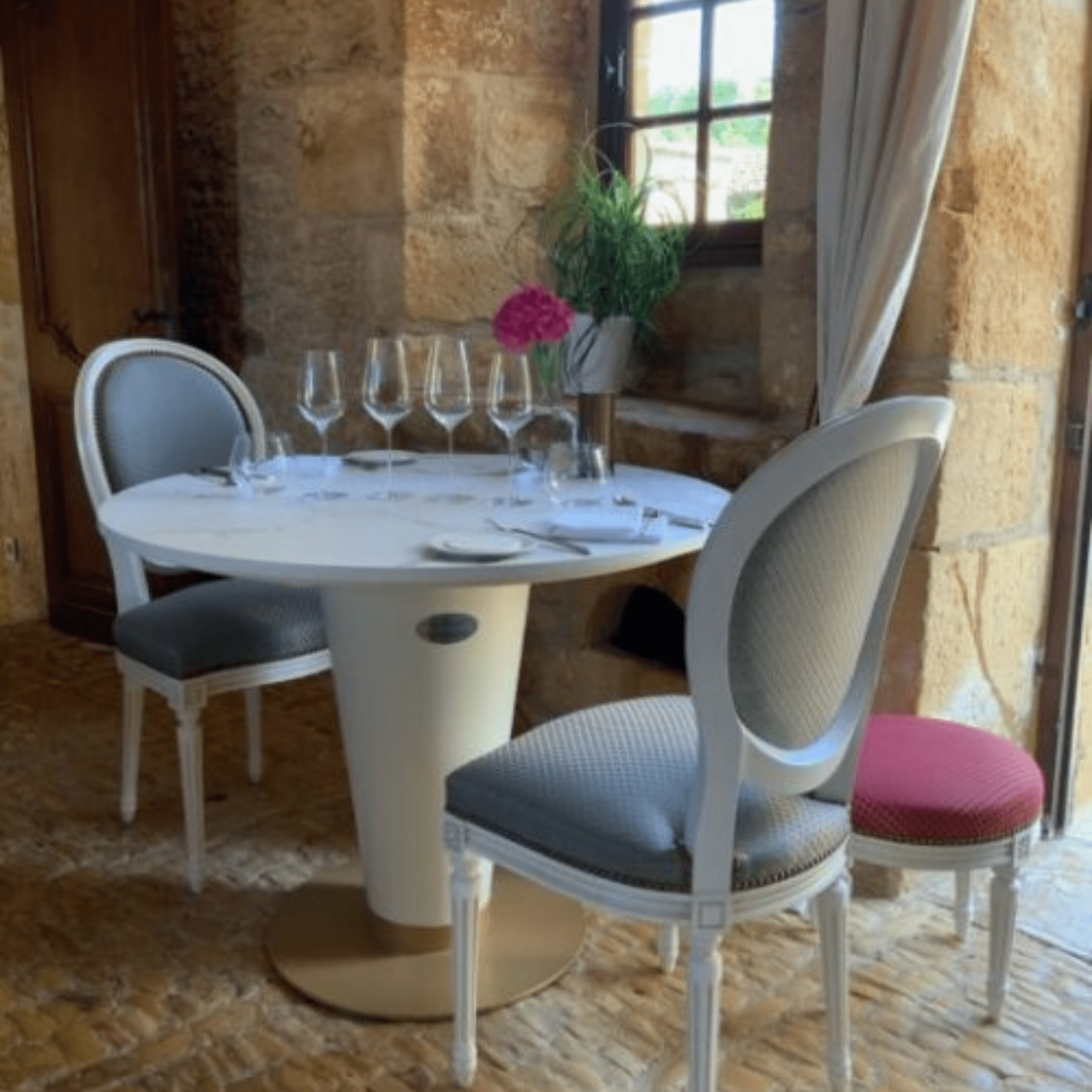 Sylvain Peny – création de mobilier bois pour restaurants gastronomiques