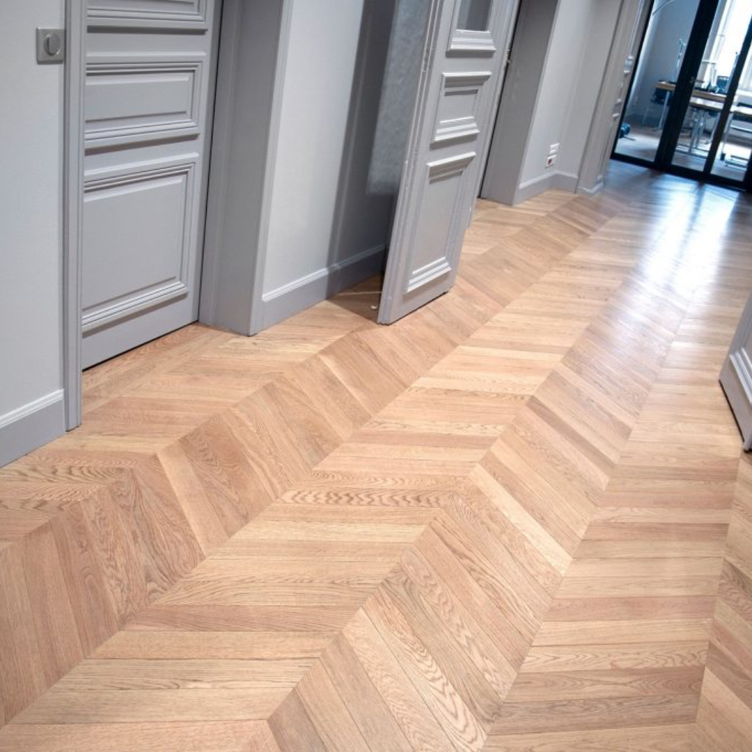Détail du veinage d’un parquet bois noble – Dordogne