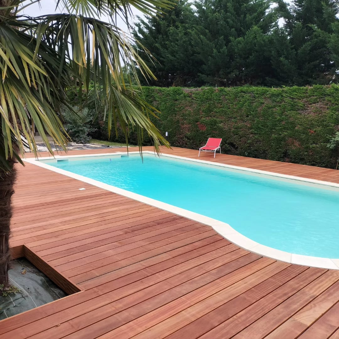Terrasse bois avec lames en chêne – fabrication artisanale