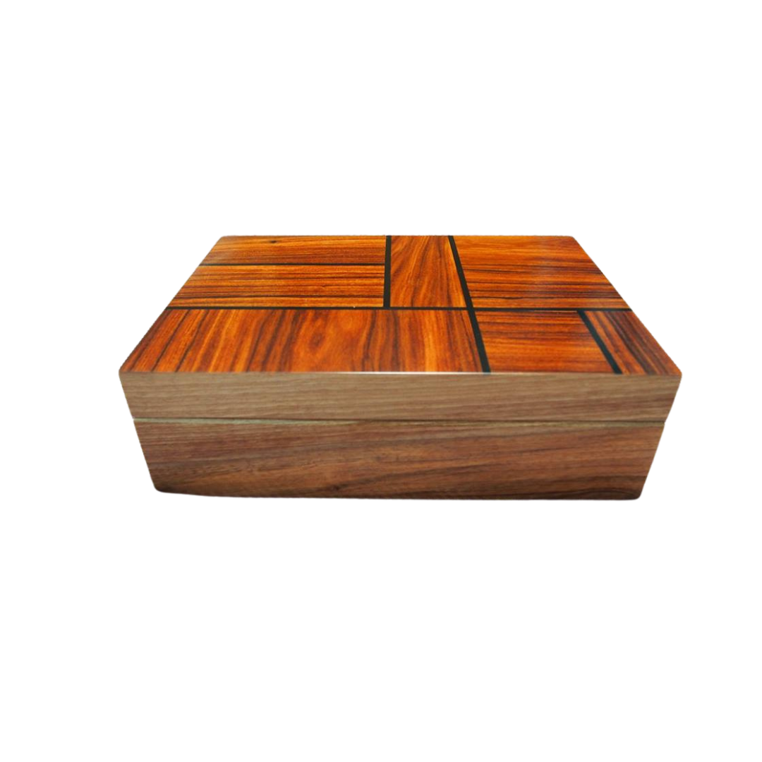 Mobilier artistique en bois conçu comme une œuvre d’art